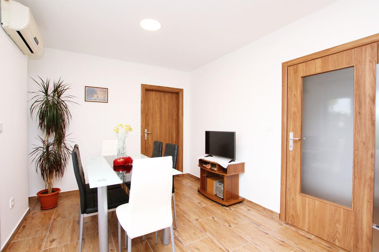 Apartment Anica Trogir Exterior foto