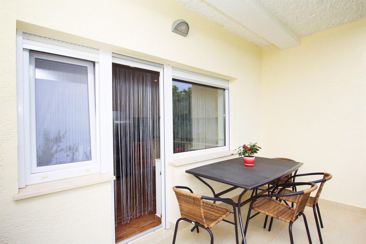 Apartment Anica Trogir Exterior foto
